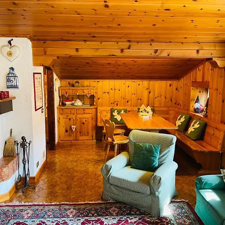 Accogliente Attico Vista Dolomiti 보도 카도레