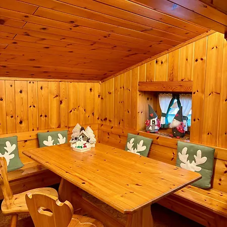 Accogliente Attico Vista Dolomiti Appartement *